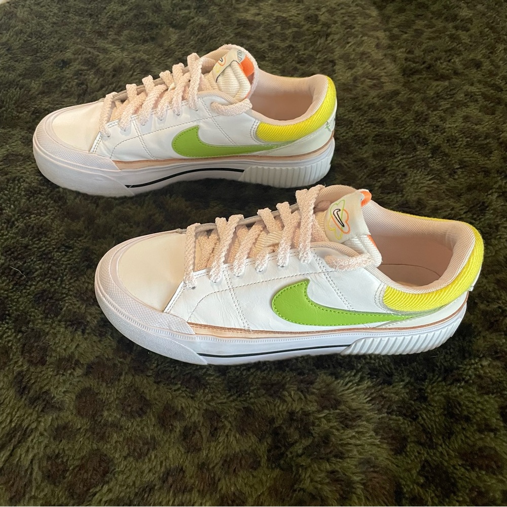 Womens Court Legacy Lift Sneaker - Picture 12 of 15